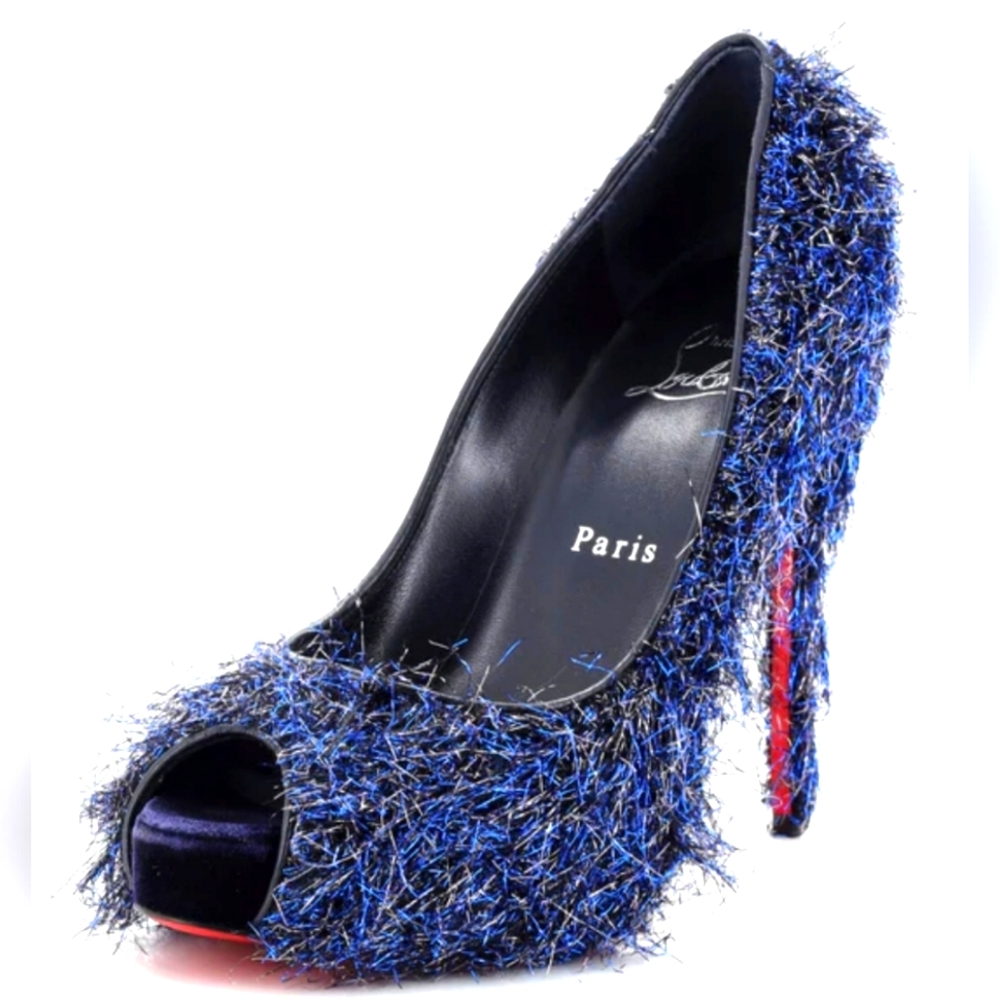 Christian Louboutin Very Prive Peep Toe Pump 38 1/2